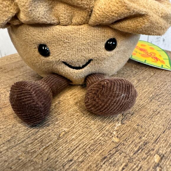 Jellycat Mince Pie NEW! FAST SHIP Jellycat Amuseables Mince Pie RETIRED Jellycat - Picture 3 of 6